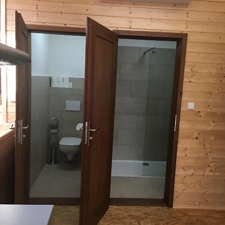مزرعة للإقامة Na Jizdarne Frycovice
